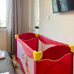 Апартамент Centre Bright & Cozy For 4 Persons