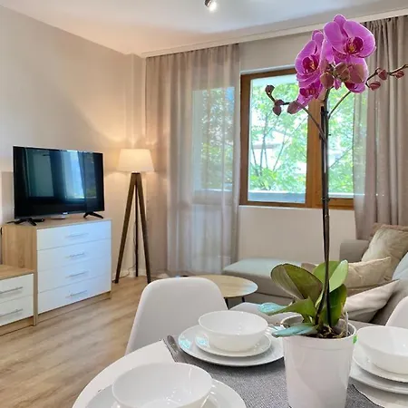 Apartment Centre Bright & Cozy For 4 Persons *