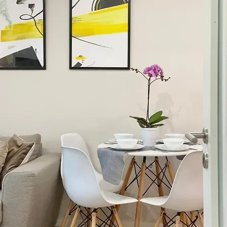 Apartment Centre Bright & Cozy For 4 Persons Stara Zagora