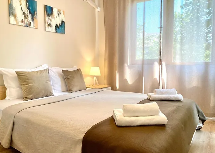 Centre Bright & Cozy For 4 Persons Lejlighed